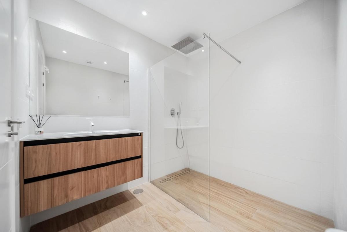 Charming & Modern 4br